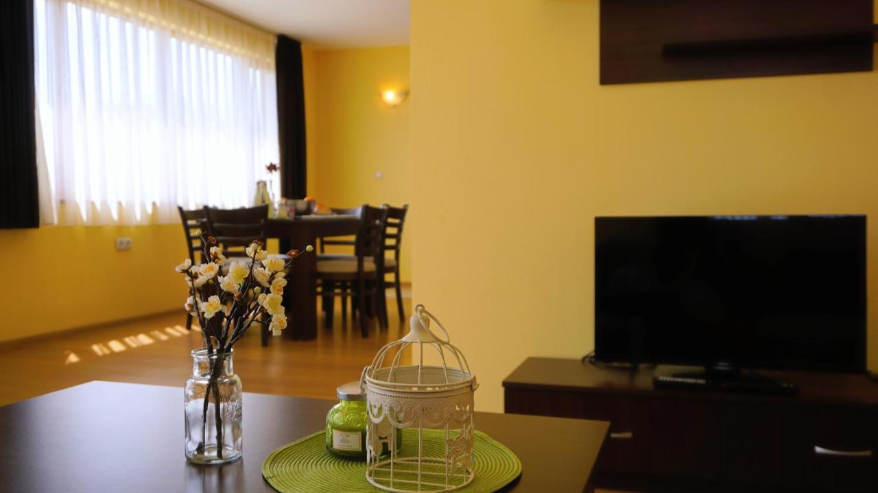 Вила Делфин - Villa Delfin Balgarevo Bagian luar foto