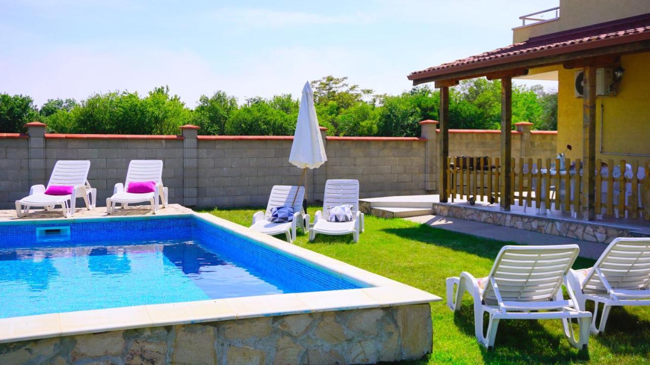 Вила Делфин - Villa Delfin Balgarevo Bagian luar foto